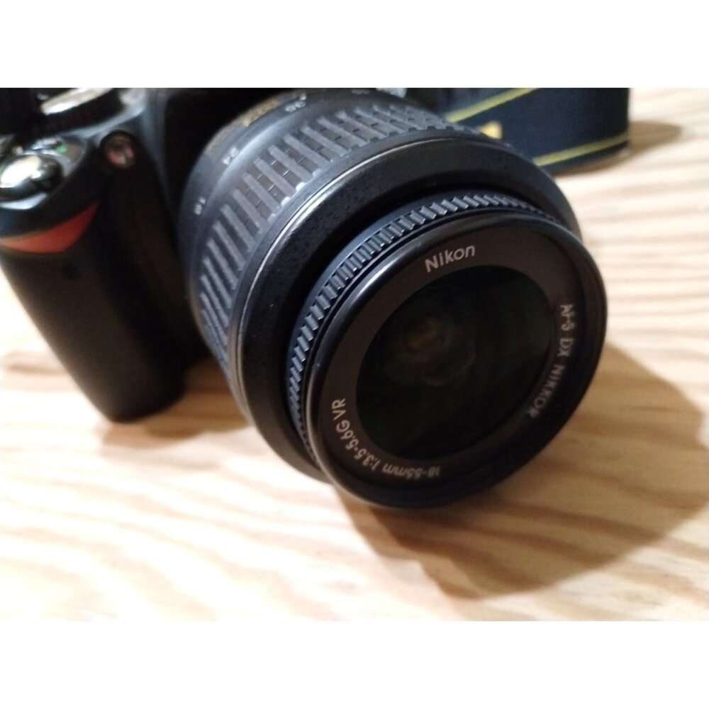Nikon D60 Digital SLR Camera Bundle